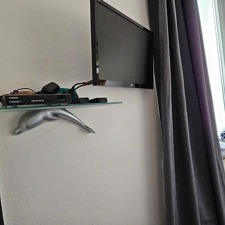 Koeln Vermietung Schwermer Экстерьер фото